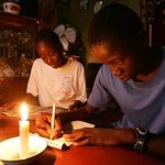 Prévue ce 23 octobre, l'ouverture des offres pour 10 MW thermiques dans le Grand Nord est reportée au 30 octobre. 9,4 milliards FCFA pour une urgence qui illustre la crise du Réseau Interconnecté Nord (RIN).