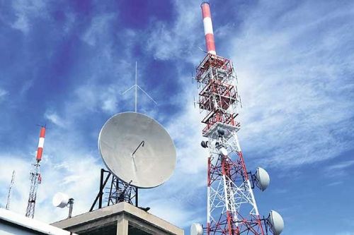 Télécoms : comment MTN, Orange et Camtel ont basculé vers l'énergie solaire pour éviter le black-out