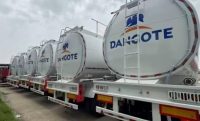 La Banque des Etats de l'Afrique Centrale veut changer de fournisseur. Face à l'explosion des subventions aux carburants, la BEAC exhorte officiellement les six pays de la CEMAC à s'approvisionner à la méga-raffinerie Dangote au Nigeria plutôt qu'à Rotterdam.
