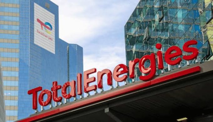 Nigeria : TotalEnergies cède son pétrole pour 800 millions $, mais le pays face à la flambée du carburant